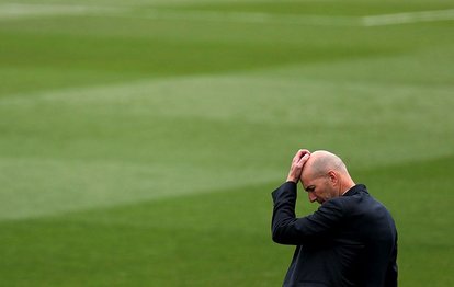 Son dakika spor haberi: Real Madrid Zinedine Zidane ile yollarını ayırdı!