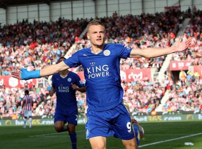 Adı Fenerbahçe ile anılan yıldız poker masasında yakalandı! Sosyal medya sallandı