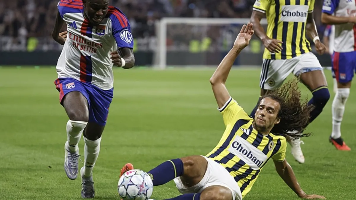 Fenerbahçe, Lyon deplasmanında tur atladı: 18 yıl sonra lig aşamasında