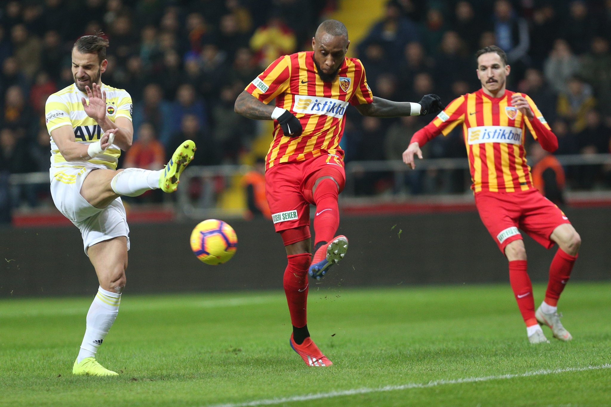 Kayserispor - Fenerbahçe maçından kareler!