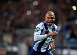 Brahimi Beşiktaş'tan teklif bekliyor