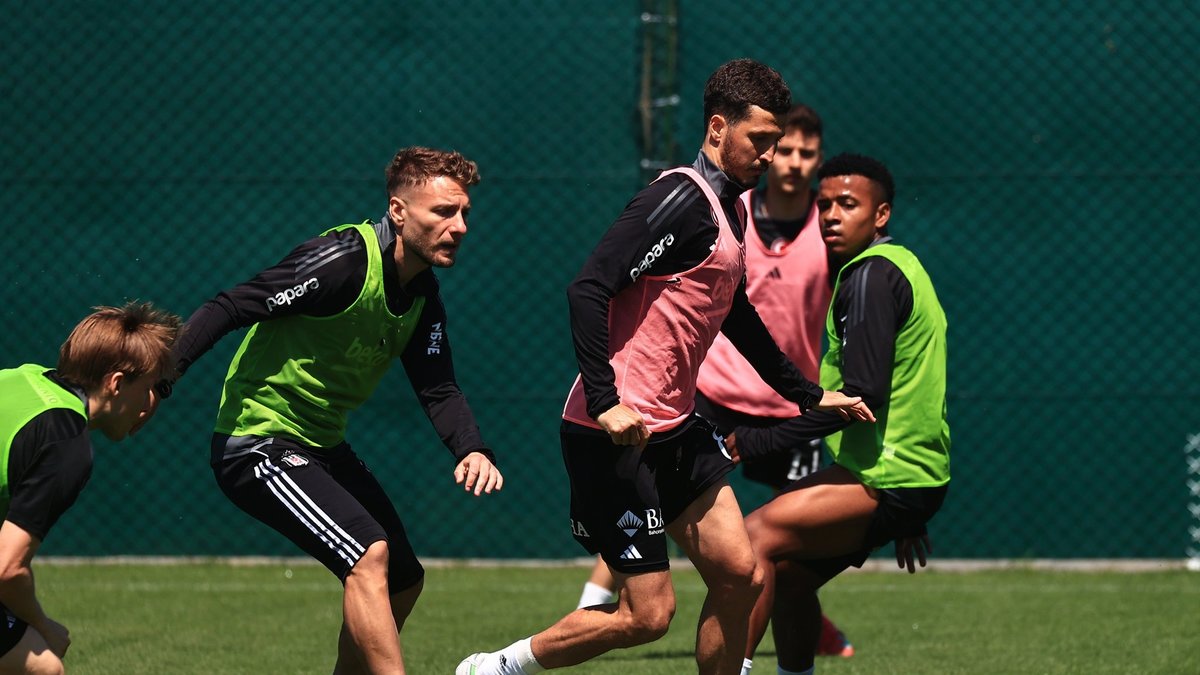 Beşiktaş'ta Atakaş Hatayspor maçı hazırlıkları sürüyor! Beşiktaş'ta Atakaş Hatayspor maçı hazırlıkları sürüyor!