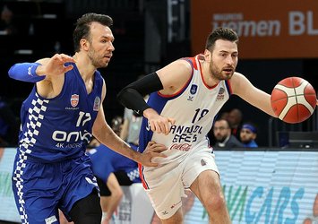 Anadolu Efes Alba Berlin'e konuk oluyor!