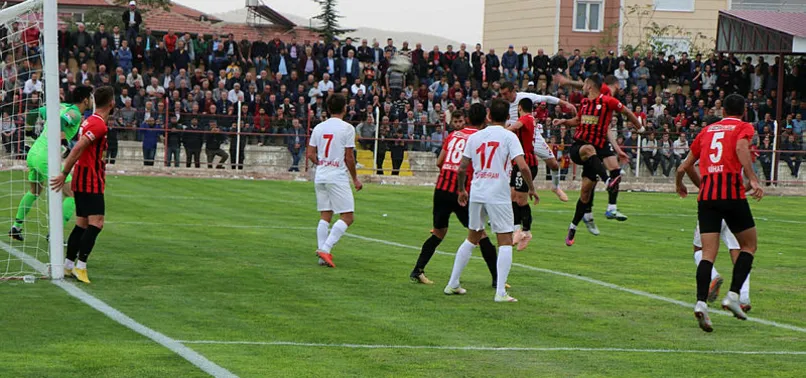 Nevşehir Belediyespor: 3 Tire 1922: 3