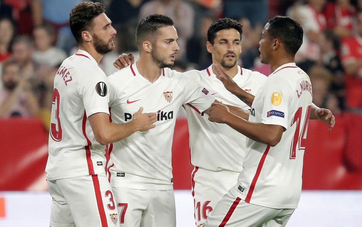 Sevilla Akhisarpsor maçından kareler