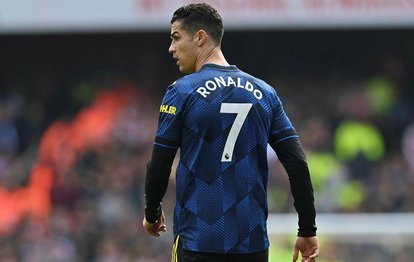 Cristiano Ronaldo Arsenal - Manchester United maçında tarihe geçti!