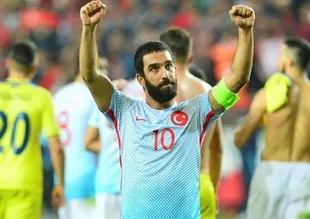 Arda Turan, Milli Takım'a döndü!