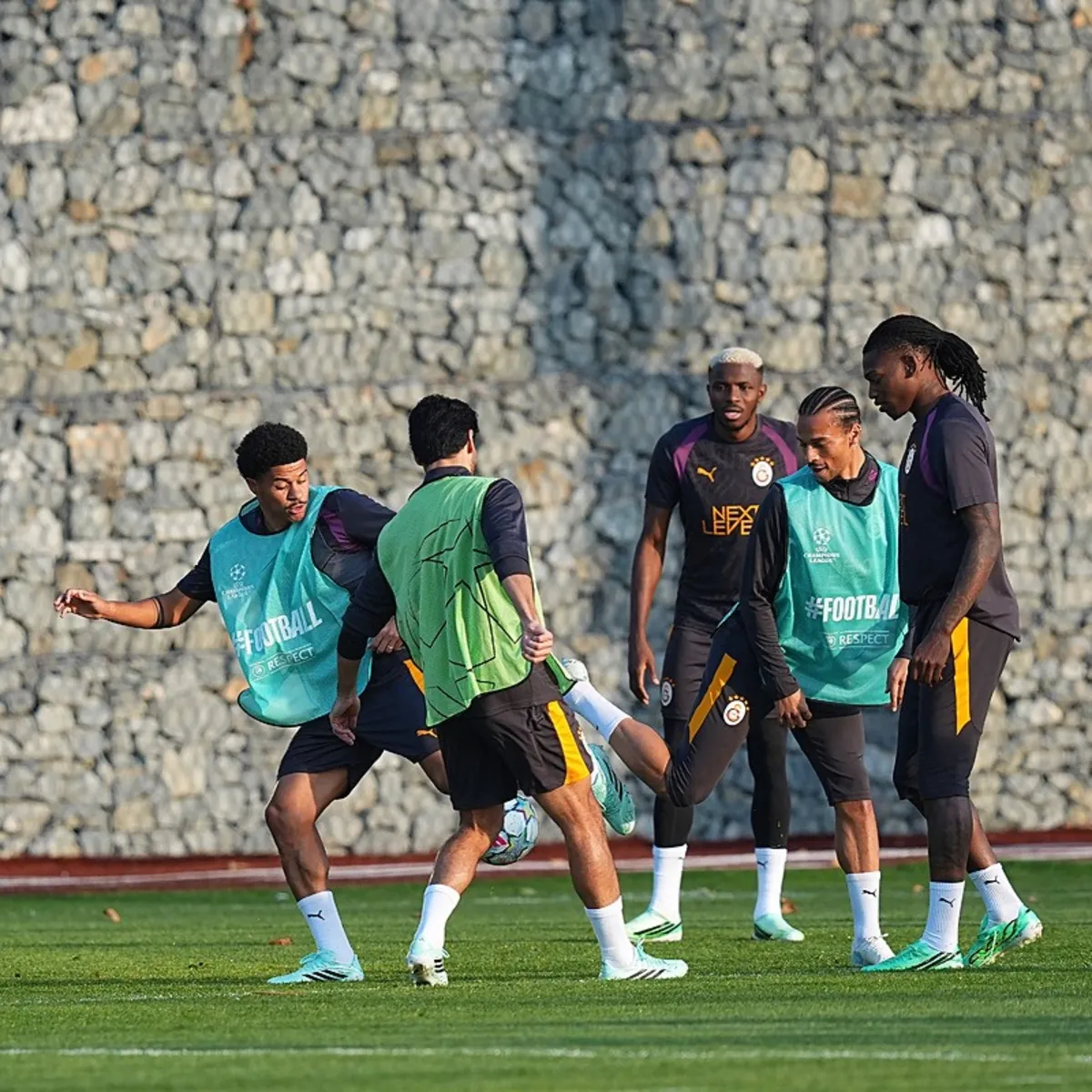 Galatasaray, Barcelona maçı hazırlıklarını sürdürüyor