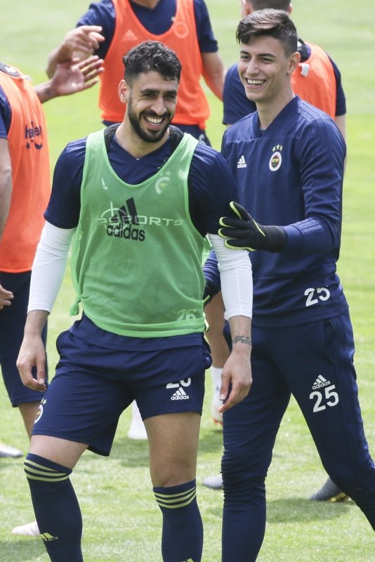Tolga Ciğerci’den flaş istek!
