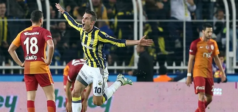 Robin van Persie'ye milli takım müjdesi