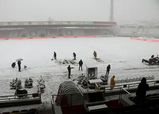 Bolu'da saha beyaza büründü!