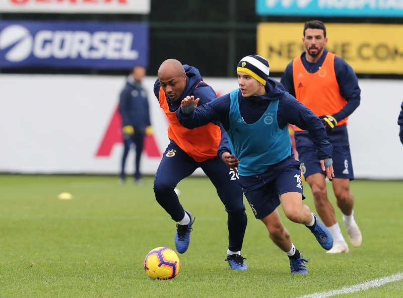 Fenerbahçe’de Ersun Yanal ateşi yaktı!