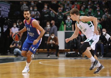 Anadolu Efes Litvanya'da kayıp!