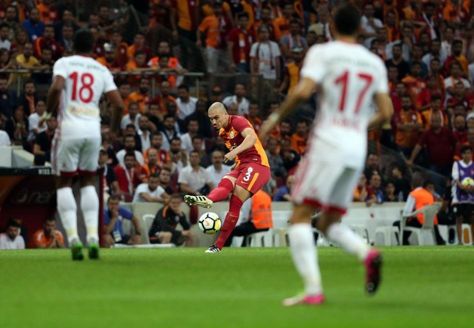 Yazarlardan Galatasaray yorumu