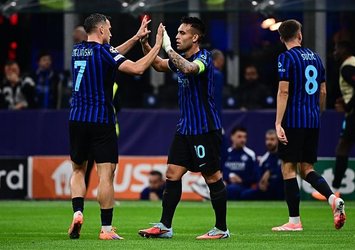 Inter Prag'ı rahat geçti!