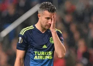 Van Persie'ye rest