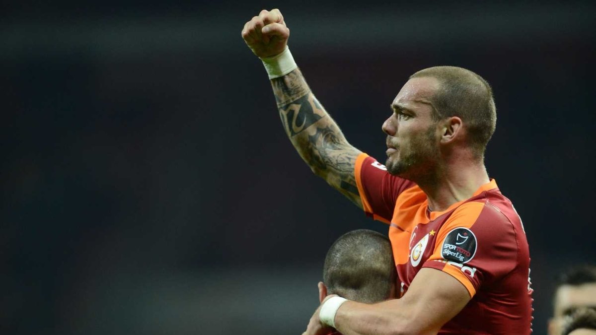 Wesley Sneijder'dan ırkçılık iddialarına sert yanıt: Liverpool hesap vermeli!