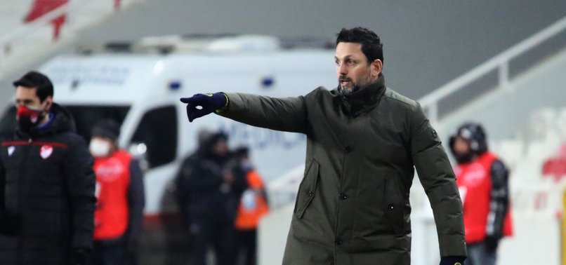 Fenerbahçe'de Diego Perotti ve Nabil Dirar ile yollar ayrılıyor! İşte detaylar...