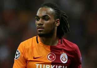 Asamoah ile Denayer bitiyor