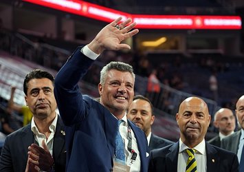 Saran F.Bahçe-Beşiktaş maçını yerinden takip etti