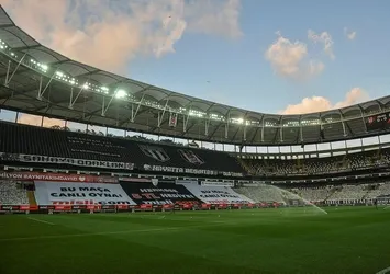 Ayakta seyirci ertelenebilir