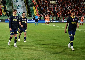 Fenerbahçe Süper Kupa maçında sahadan çekildi!