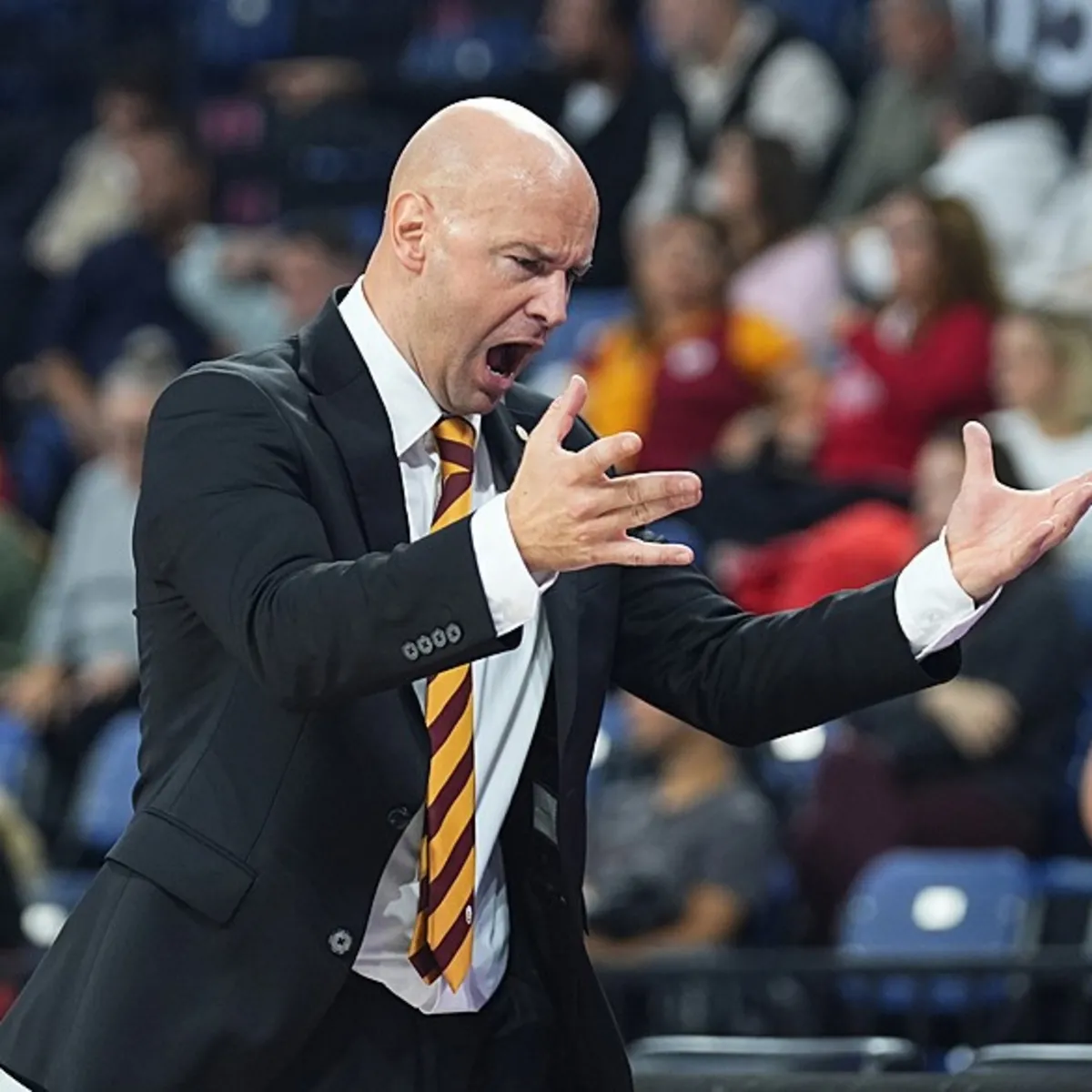 A Milli Kadın Basketbol Takımı'nda Frederic Dusart Dönemi Başladı