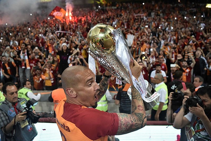 G.Saray’dan 9 milyon euro’luk Maicon planı