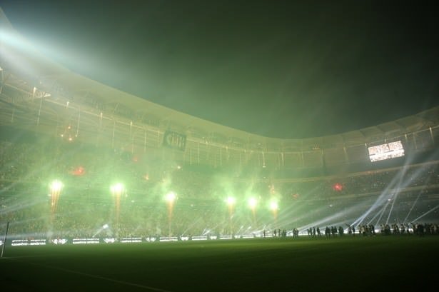 Maç sonunda Arena’da büyük çoşku!