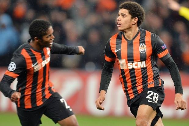 Fenerbahçe Taison’a imzayı attırıyor