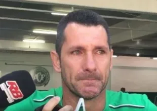 Chapecoense kalecisi Nivaldo futbolu bıraktı