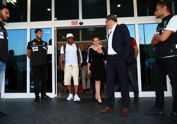 F.Bahçe'ye flaş teklif! Ayew'in yanında...