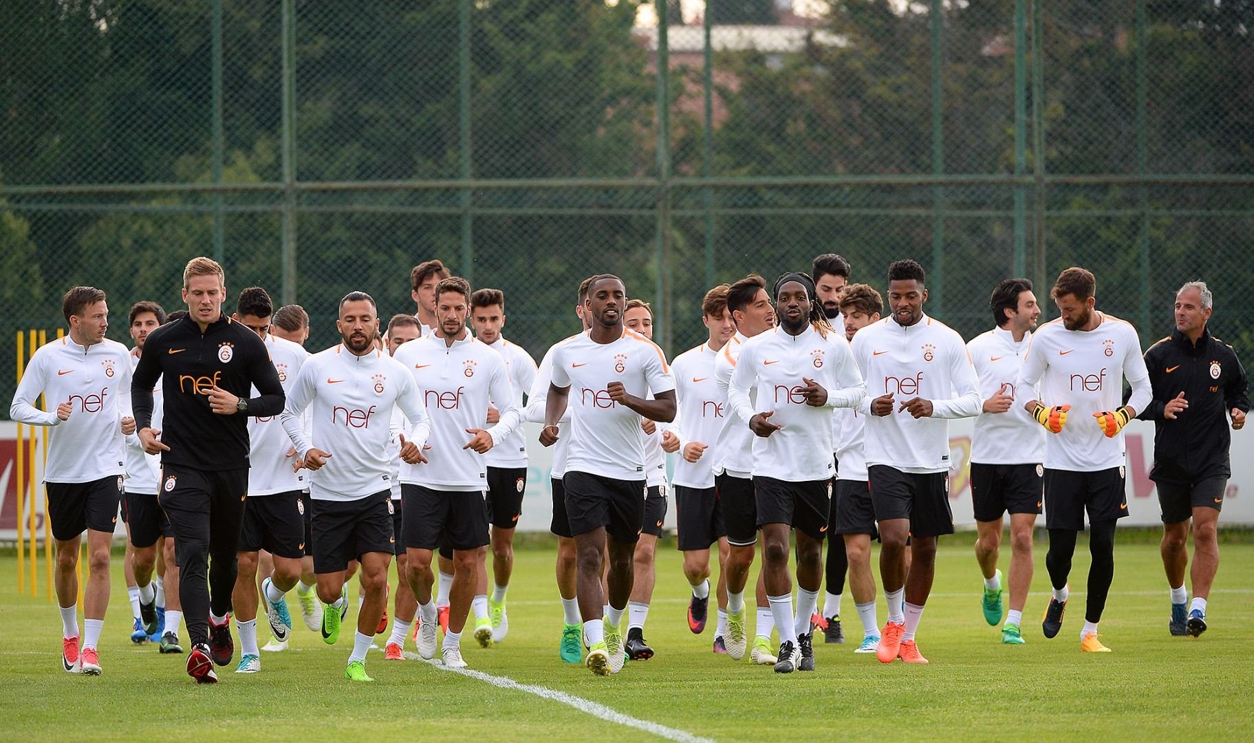 Florya’da sürpriz isimler