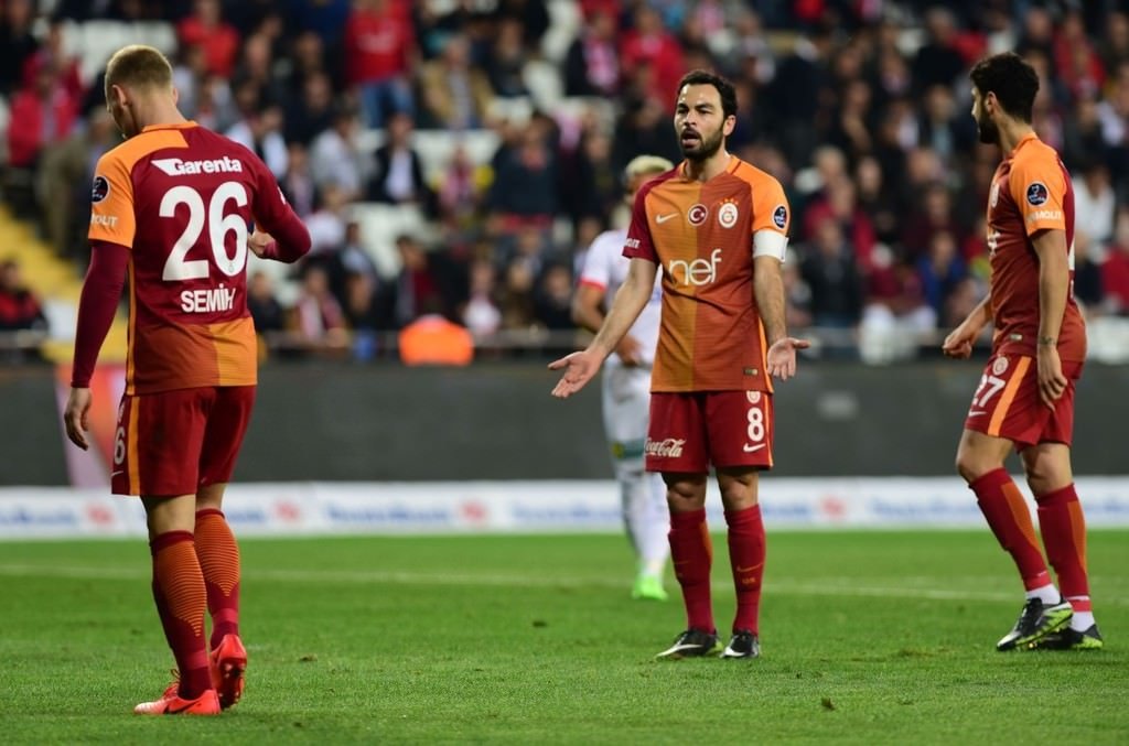 Antalyaspor-Galatasaray karşılaşmasından kareler