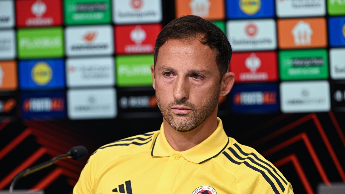 FENERBAHÇE HABERİ: Domenico Tedesco'nun geleceği belli oldu! FENERBAHÇE HABERİ: Domenico Tedesco'nun geleceği belli oldu!