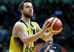 Fenerbahçe, Melih Mahmutoğlu'nun sözleşmesini uzattı