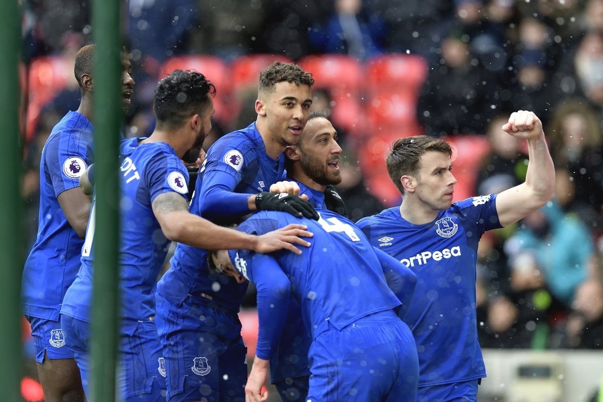 Tosun Paşa Premier Lig’i sallıyor