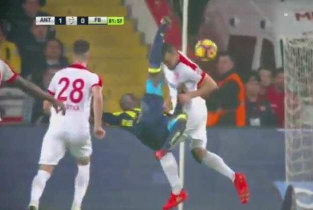 Sow’un röveşata golü iptal edildi