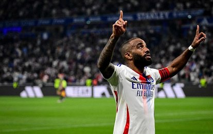 TRANSFER HABERİ | Beşiktaş’tan Alexandre Lacazette bombası! Menajeri ile temasa geçildi