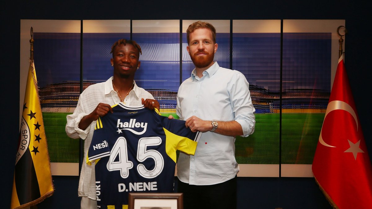 SON DAKİKA TRANSFER HABERİ: Nene Fenerbahçe'de! SON DAKİKA TRANSFER HABERİ: Nene Fenerbahçe'de!