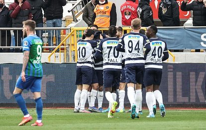 Kasımpaşa 3-1 Çaykur Rizespor MAÇ SONUCU-ÖZET | Kasımpaşa sahasında kazandı!