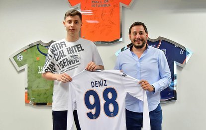 Son dakika transfer haberi: Başakşehir genç kaleci Deniz Dilmen’le profesyonel sözleşme imzaladı!