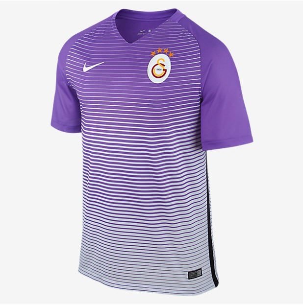 Galatasaray’ın 3.forması ortaya çıktı