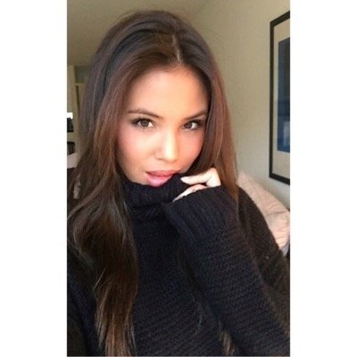 Oğuzhan Özyakup gönlünü Hollandalı DJ Manon Jazmin’e kaptırdı