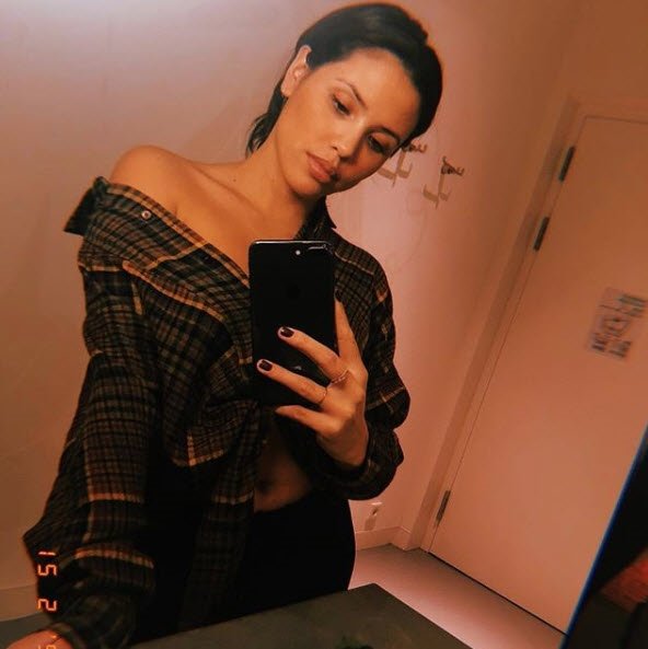 Oğuzhan Özyakup gönlünü Hollandalı DJ Manon Jazmin’e kaptırdı