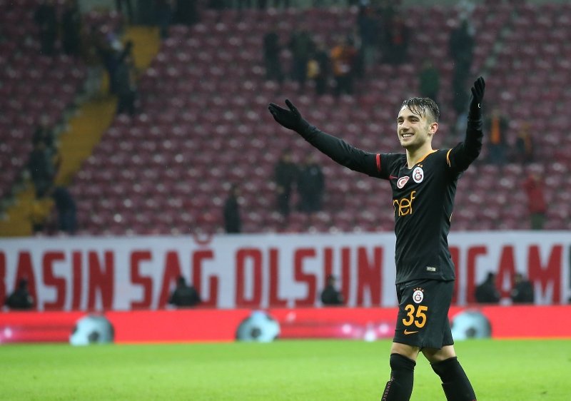 Anderlecht Yunus Akgün’den vazgeçmedi!