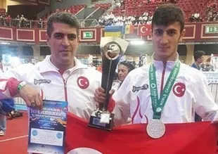 Bulaşıkçılıktan dünya şampiyonluğuna