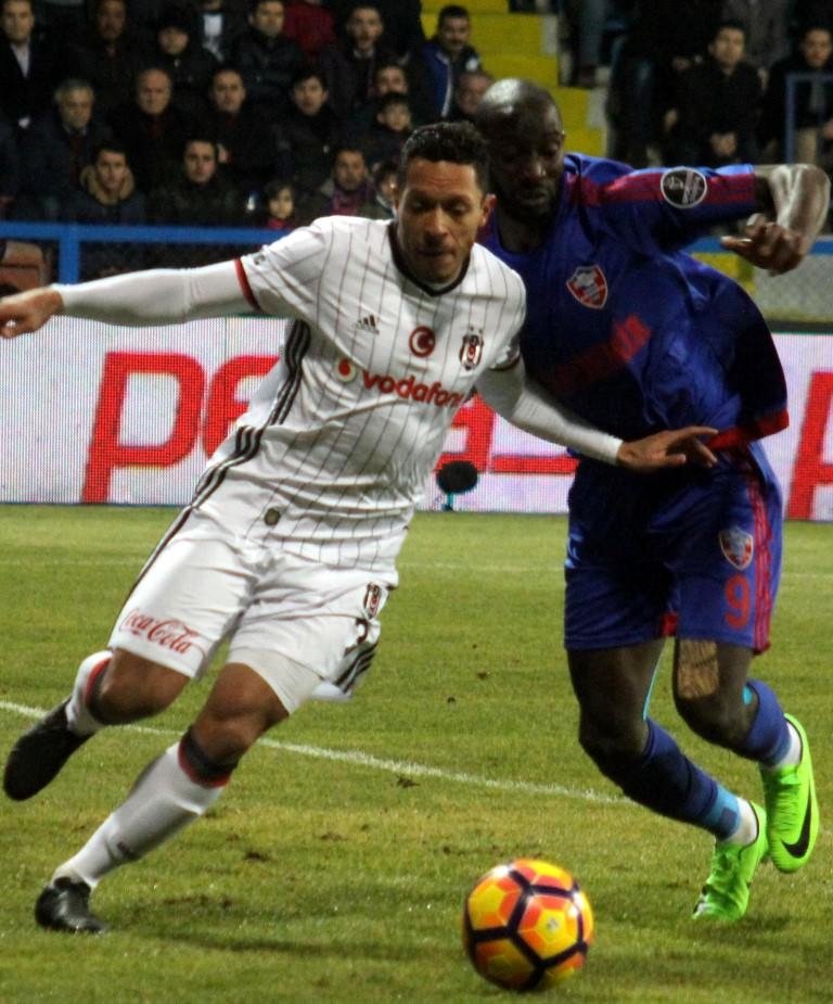 Kardemir Karabükspor-Beşiktaş karşılaşmasından kareler