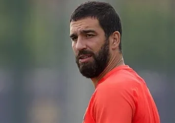 Galatasaraylı taraftarlardan Arda Turan'a tepki!