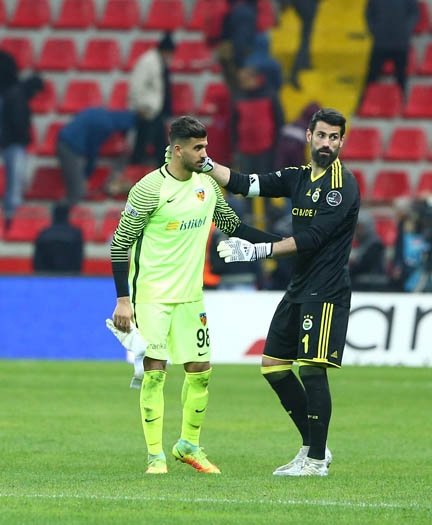 Kayserispor’un genç kalecisi Vedat’ın hüzünlü gecesi...